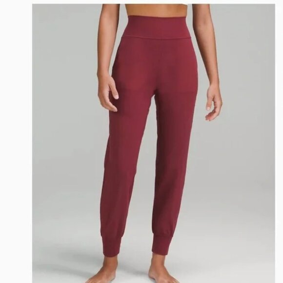 Lululemon Align Red Joggers- Size 8 - Picture 1 of 1